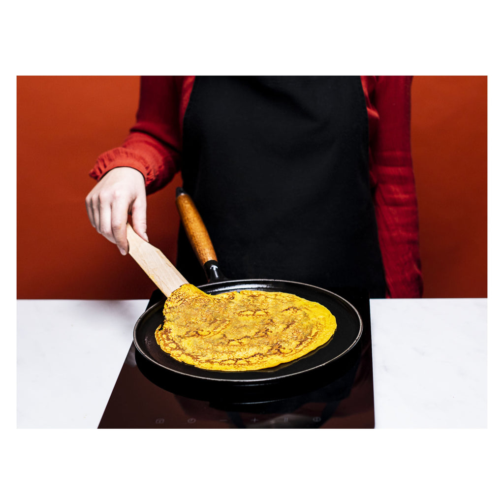 STAUB Pans 28 cm Cast Iron Pancake Pan With Wooden Handle